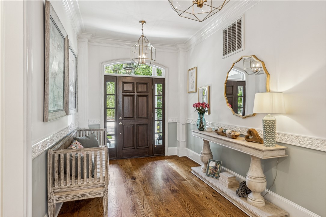 1232 Riverpoint Lane NE