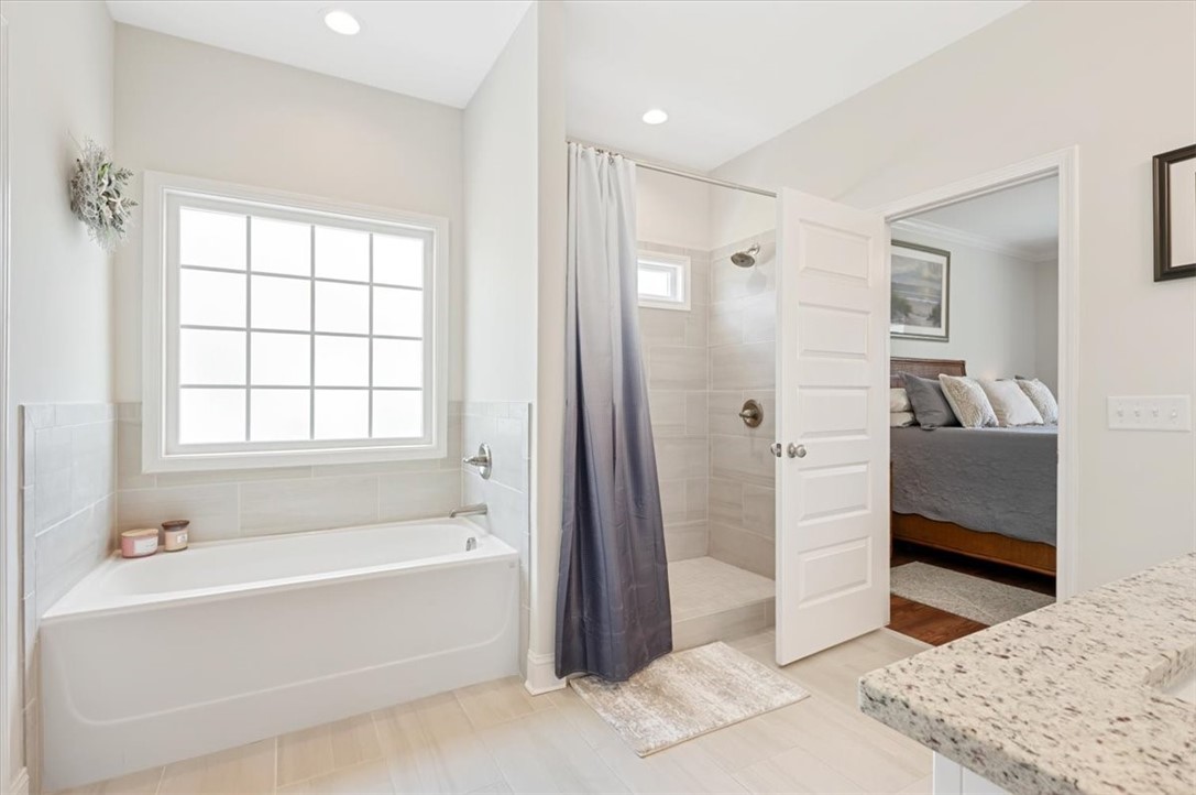 139 Allie Loop