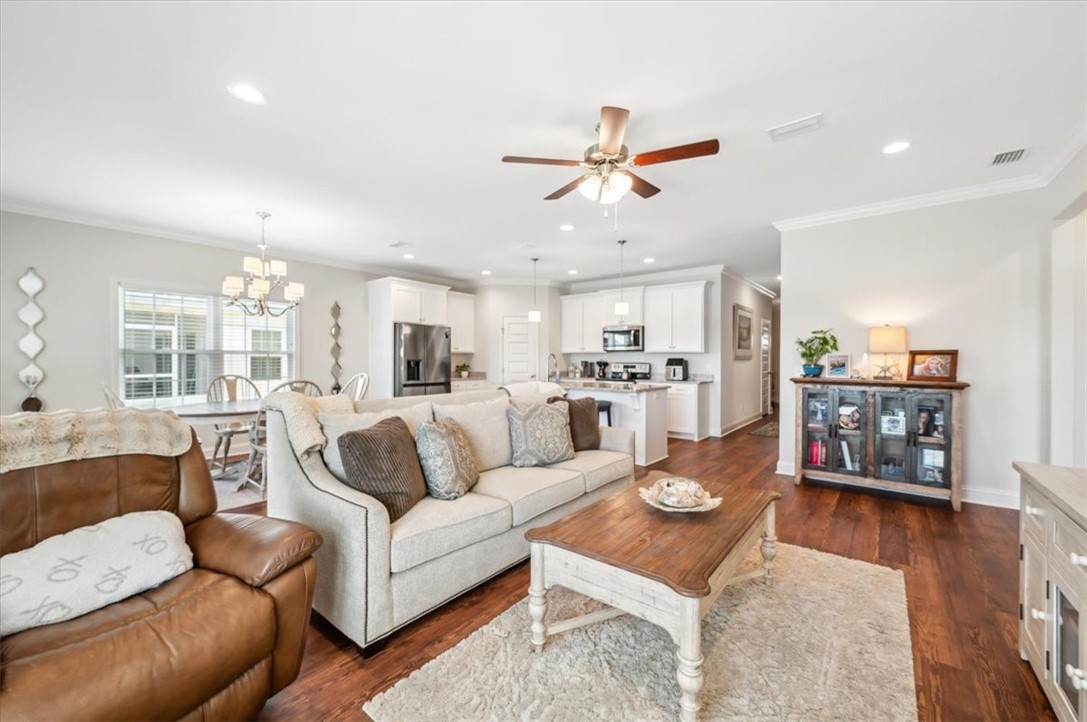 139 Allie Loop