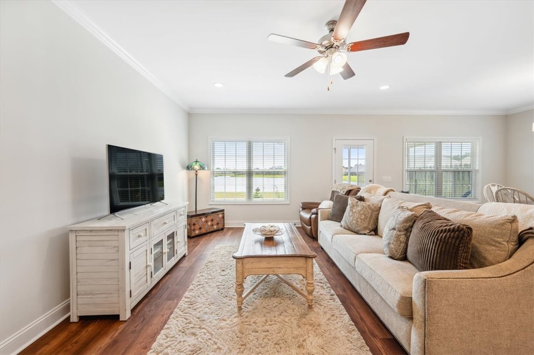 139 Allie Loop
