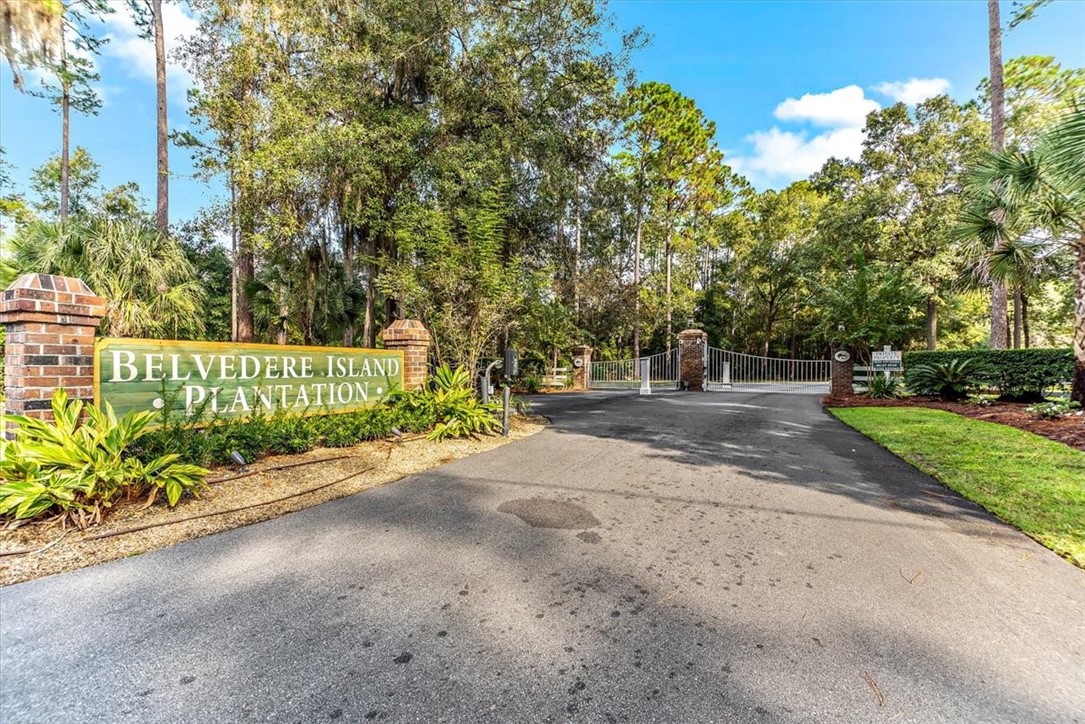 1121 Fair Hope Drive NE