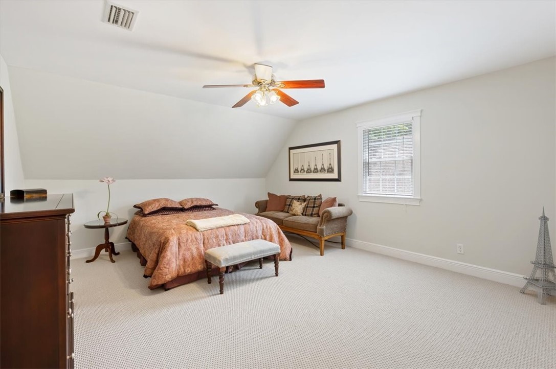 1121 Fair Hope Drive NE