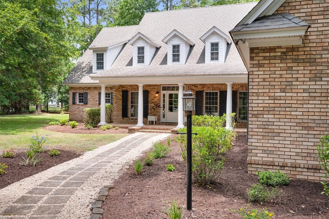 1121 Fair Hope Drive NE