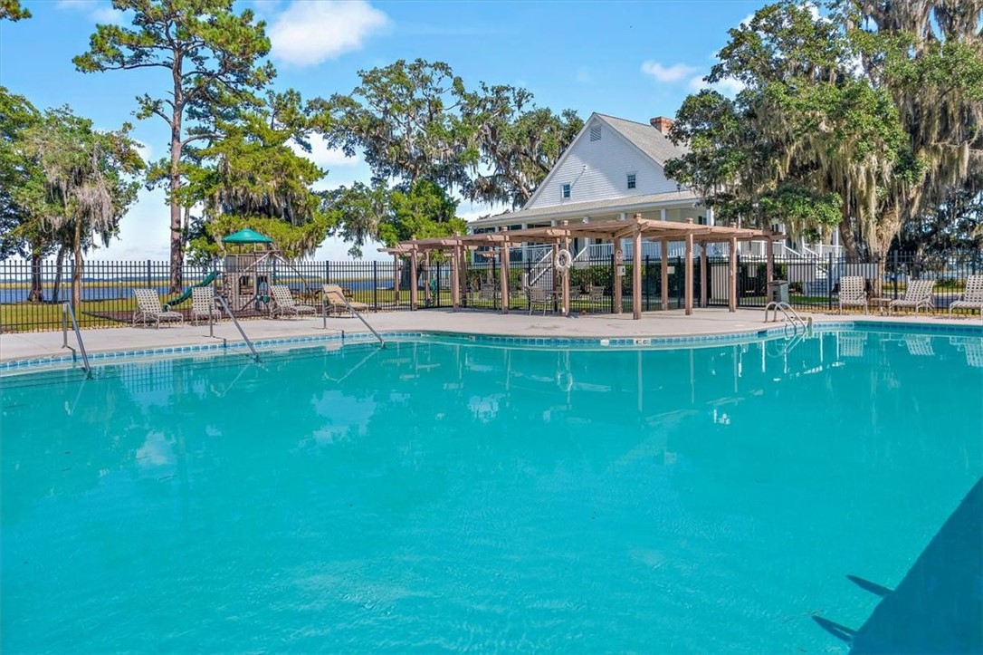 1121 Fair Hope Drive NE