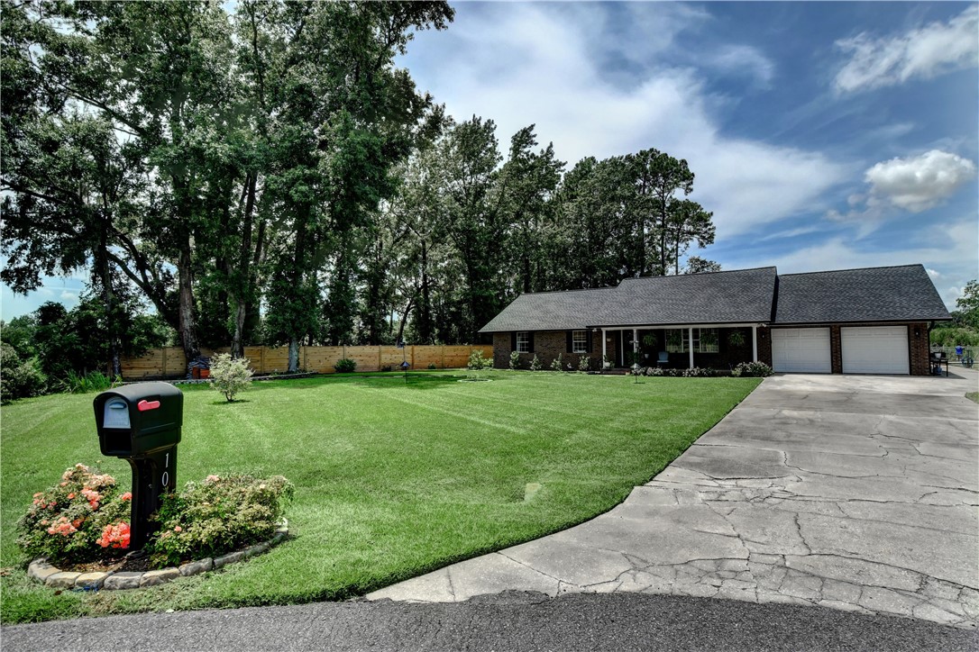 106 Honeybee Lane