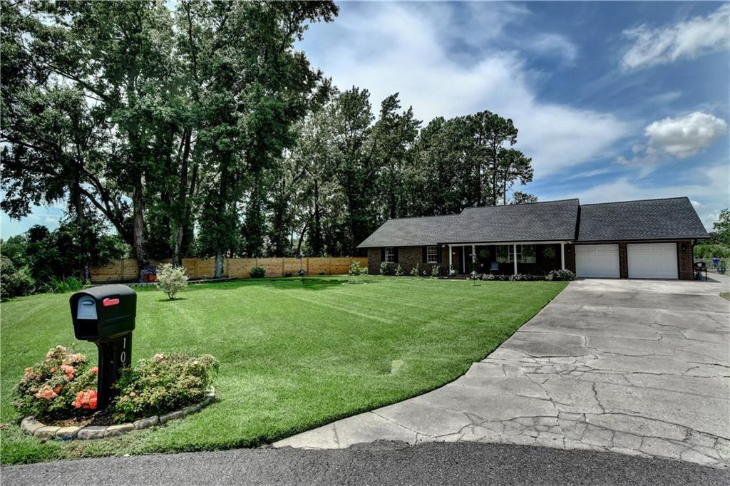 106 Honeybee Lane