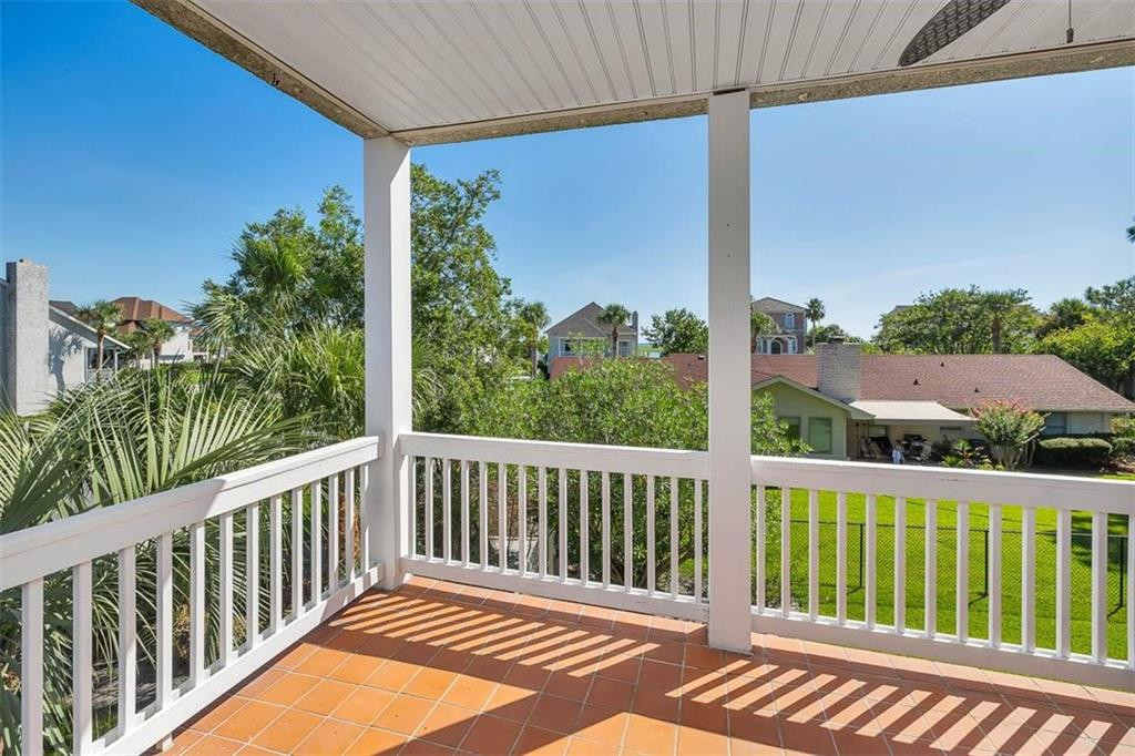 100 Lanier Island Circle