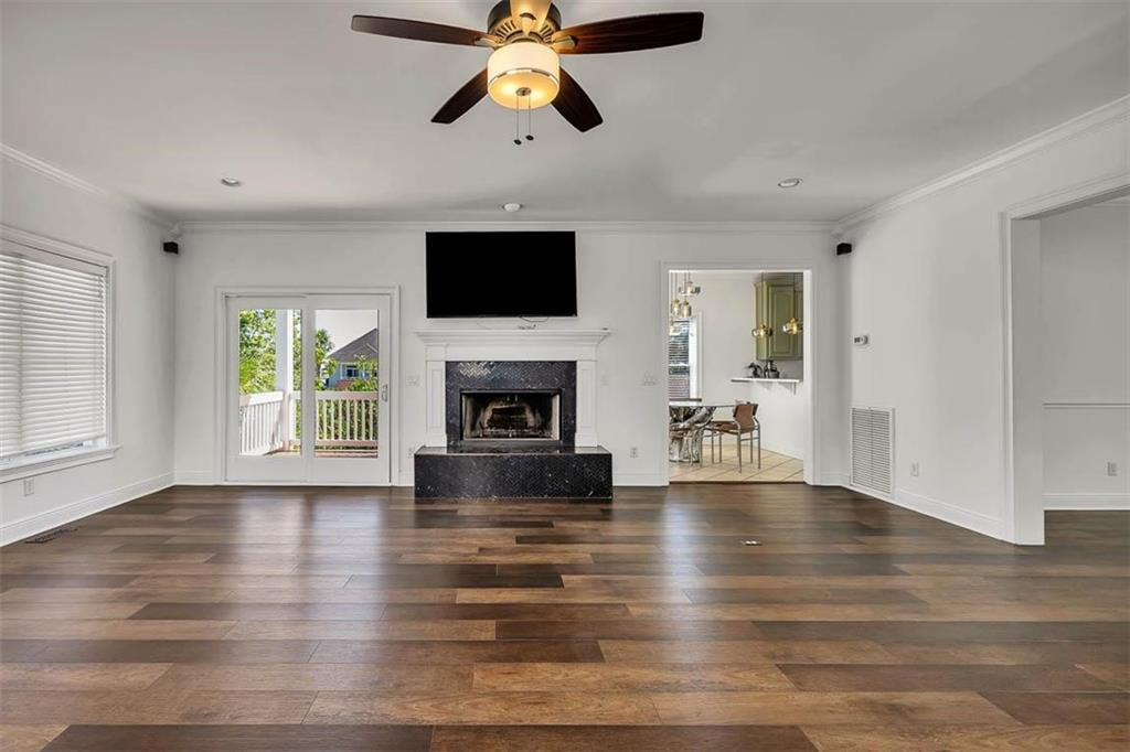 100 Lanier Island Circle