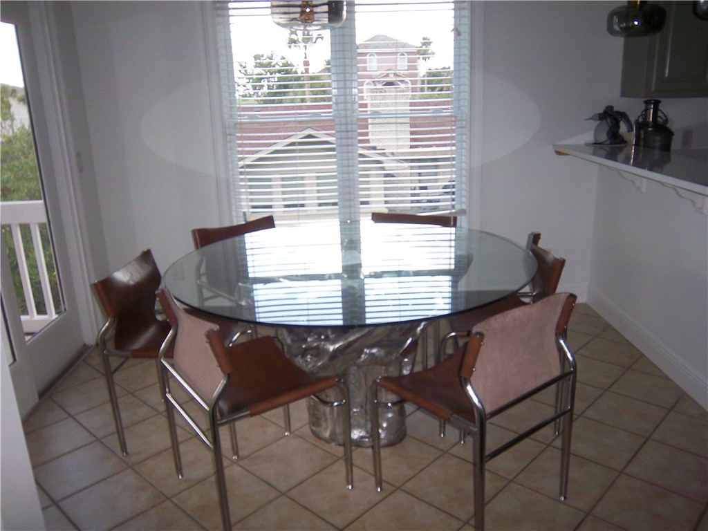 100 Lanier Island Circle