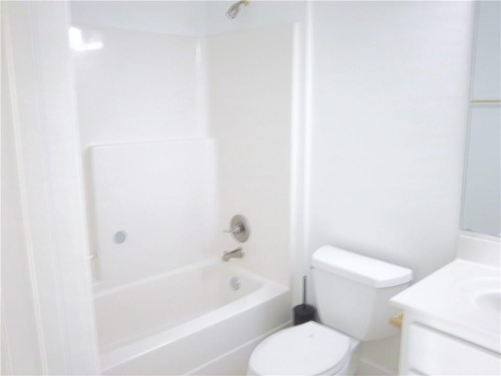 100 Lanier Island Circle