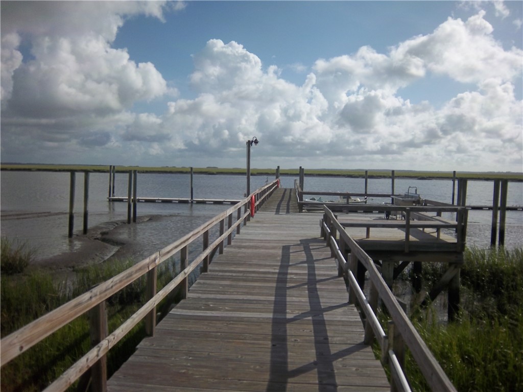 100 Lanier Island Circle