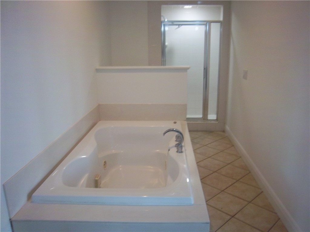 100 Lanier Island Circle