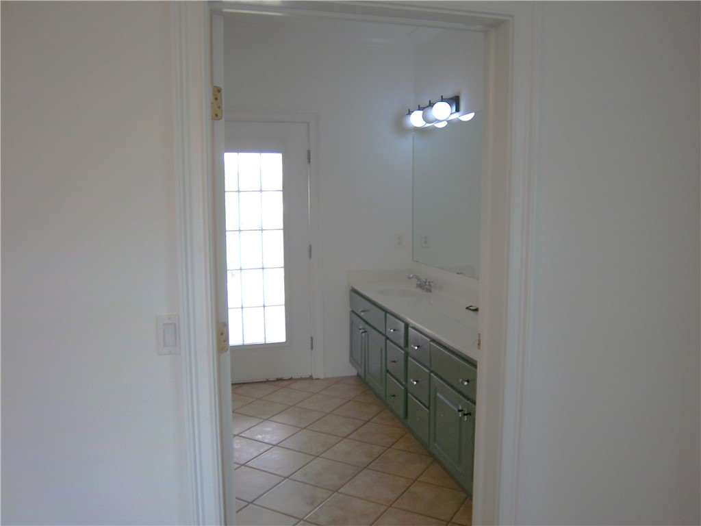 100 Lanier Island Circle