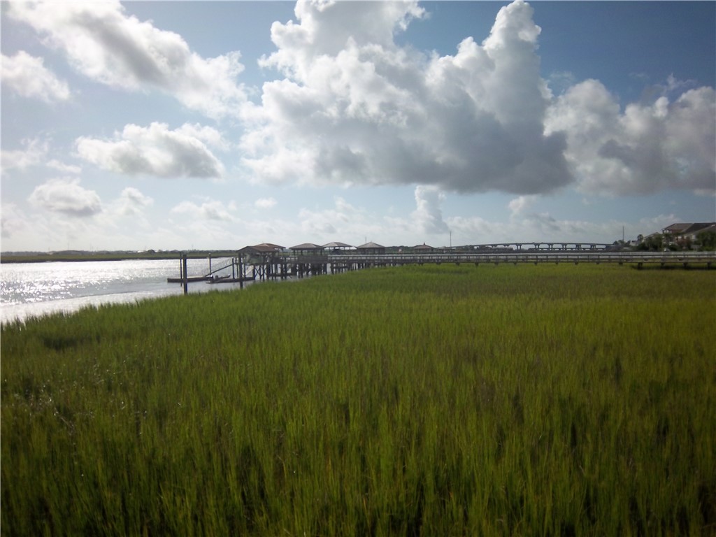 100 Lanier Island Circle