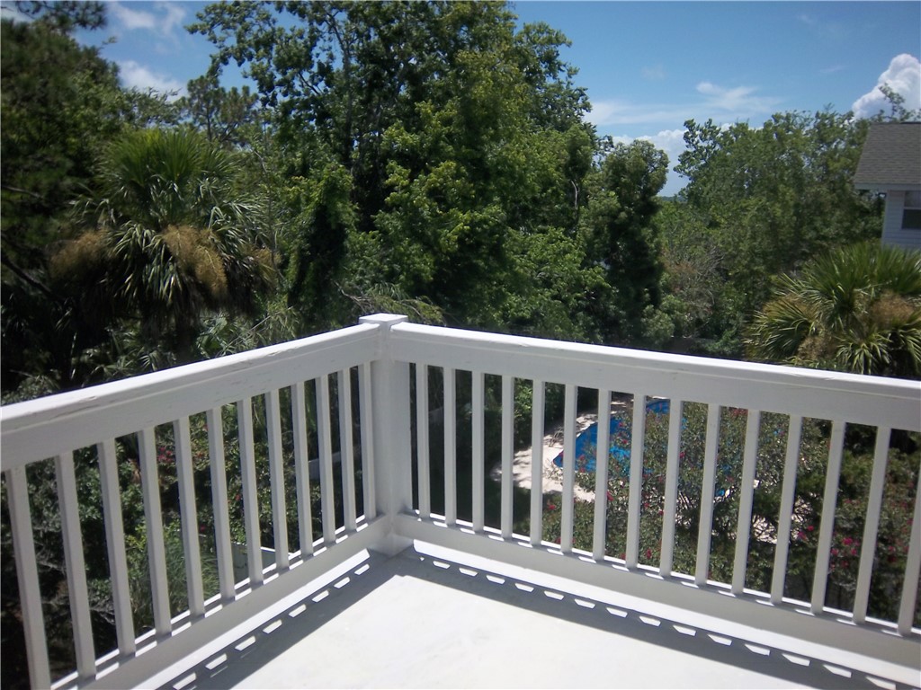 100 Lanier Island Circle