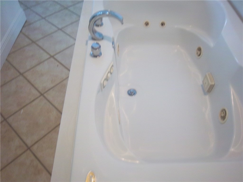 100 Lanier Island Circle