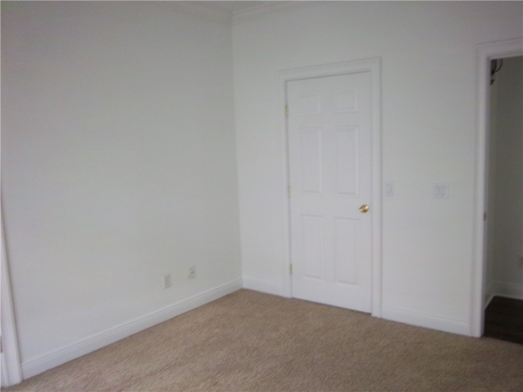 100 Lanier Island Circle