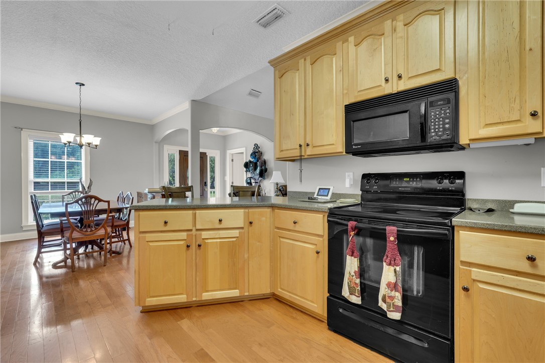 1247 Sapelo Cir SE Circle