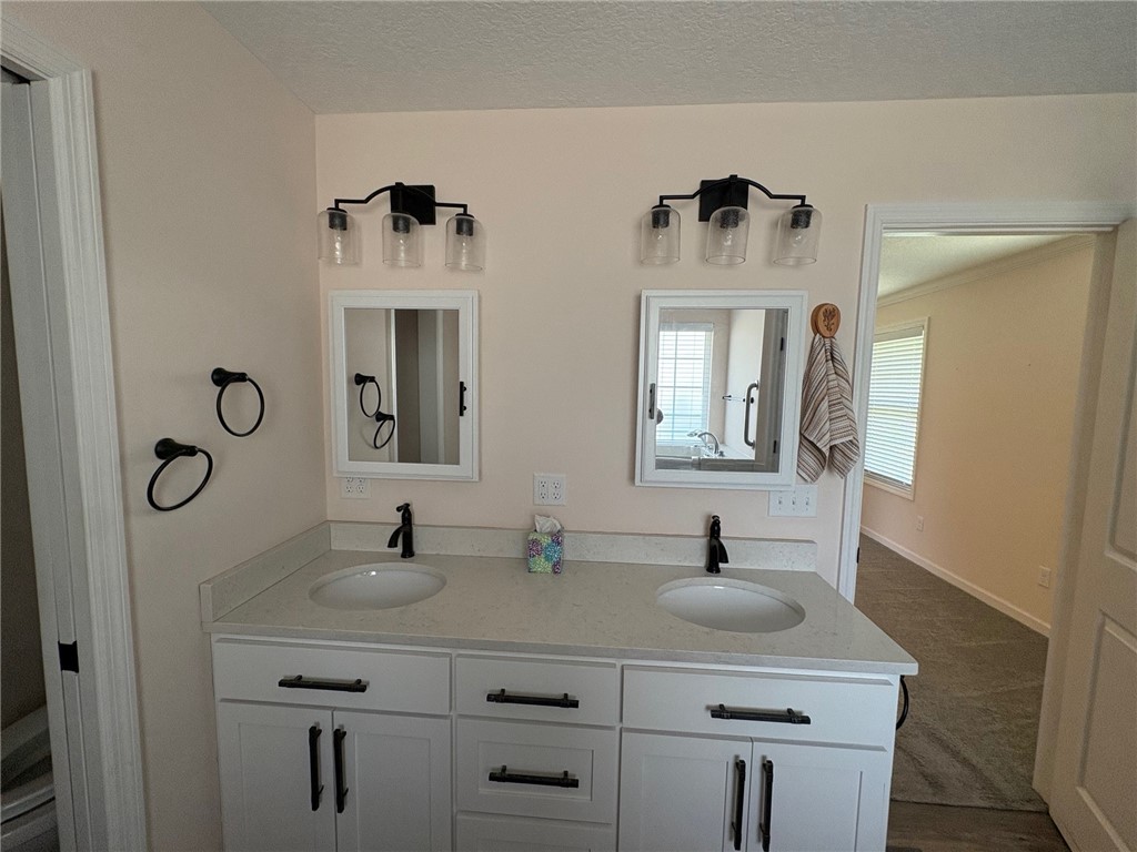 1194 SE Redfish Drive