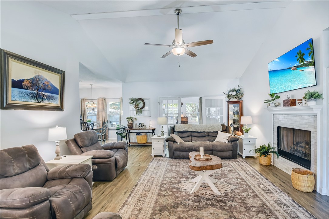 121 Baywood Circle