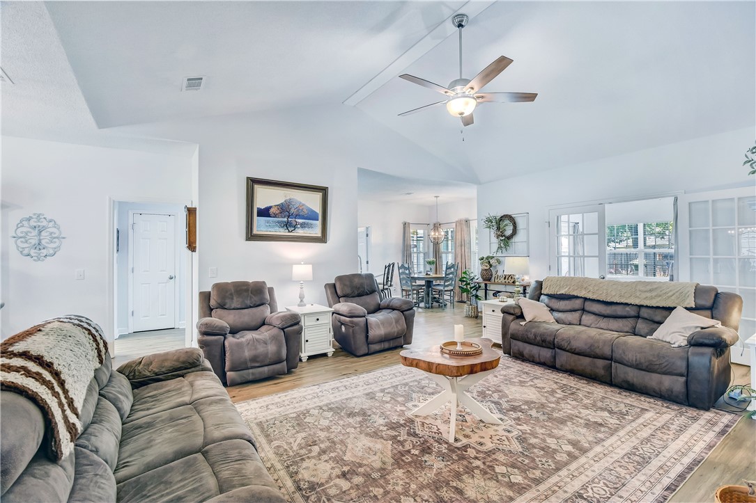 121 Baywood Circle