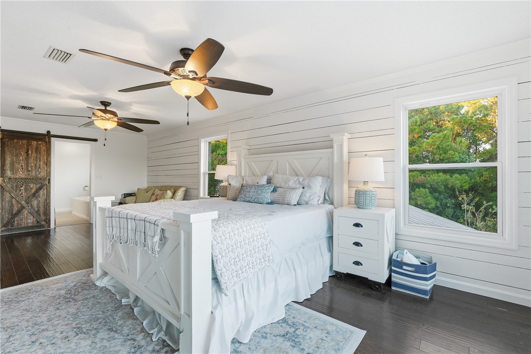 1494 Forest Marsh Loop NE