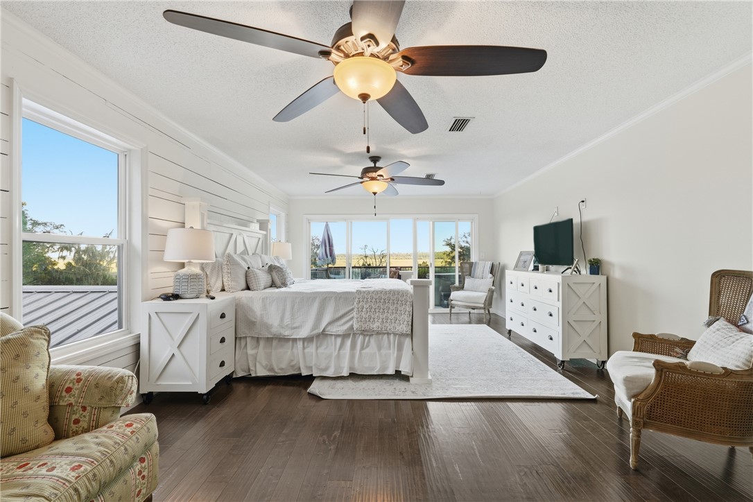 1494 Forest Marsh Loop NE