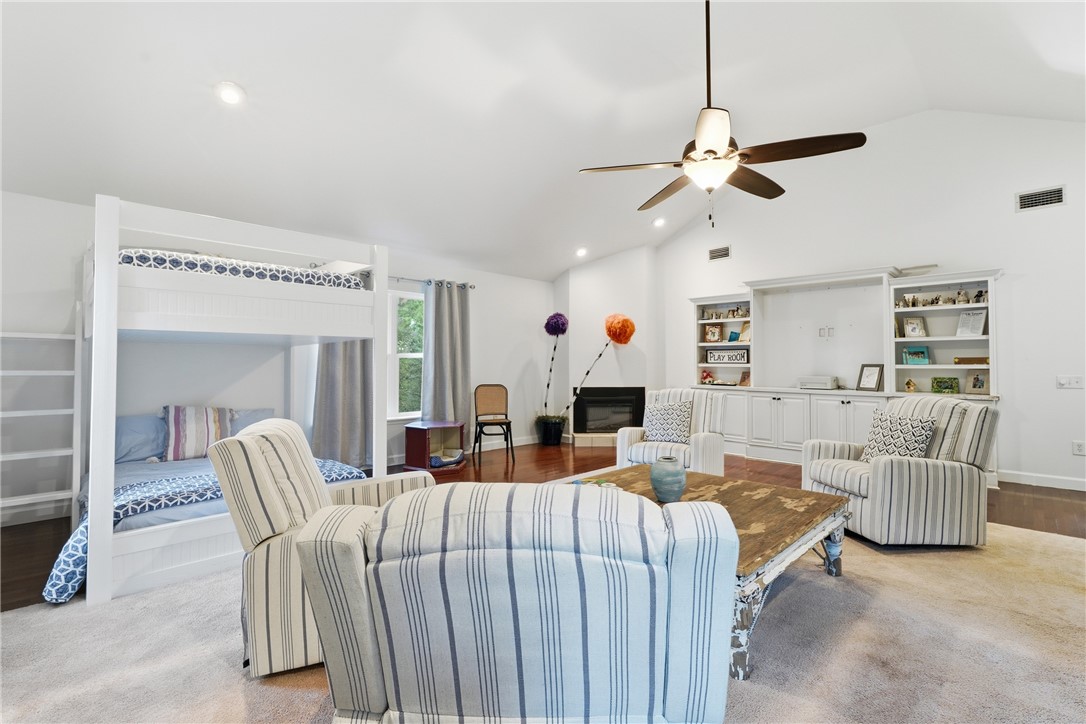 1494 Forest Marsh Loop NE