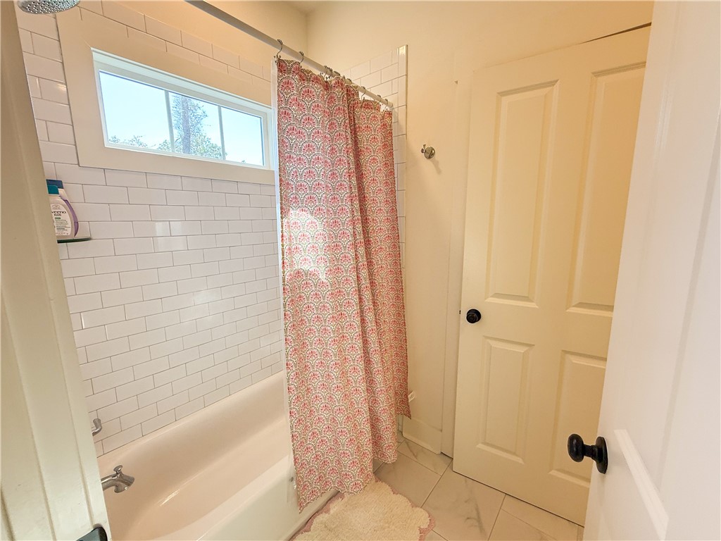 153 PALMERA Lane