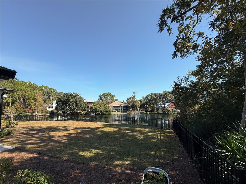 153 PALMERA Lane