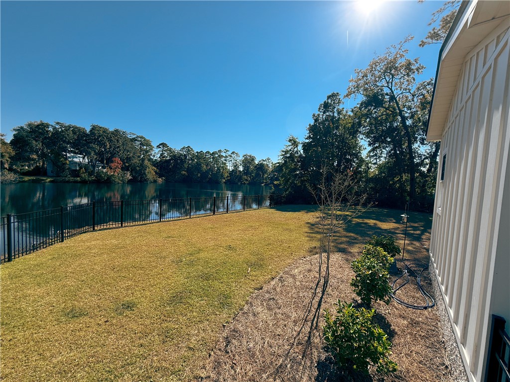 153 PALMERA Lane
