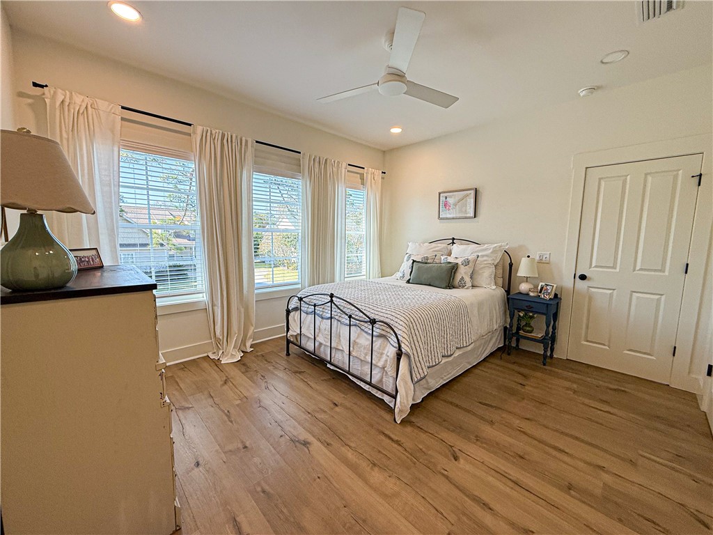 153 PALMERA Lane