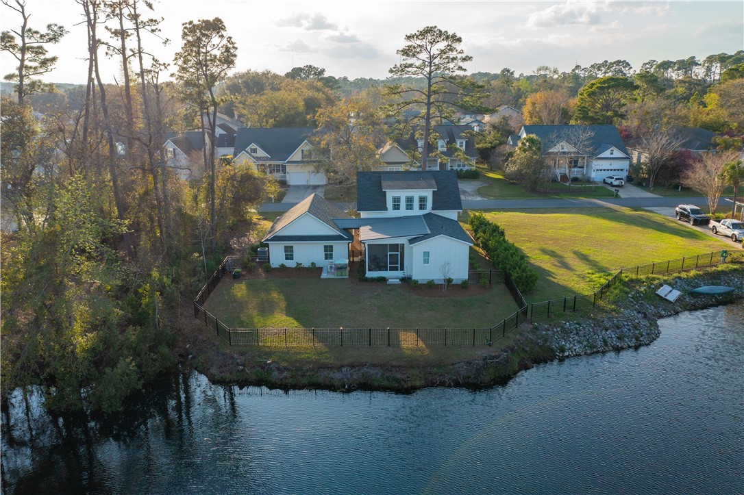 153 PALMERA Lane
