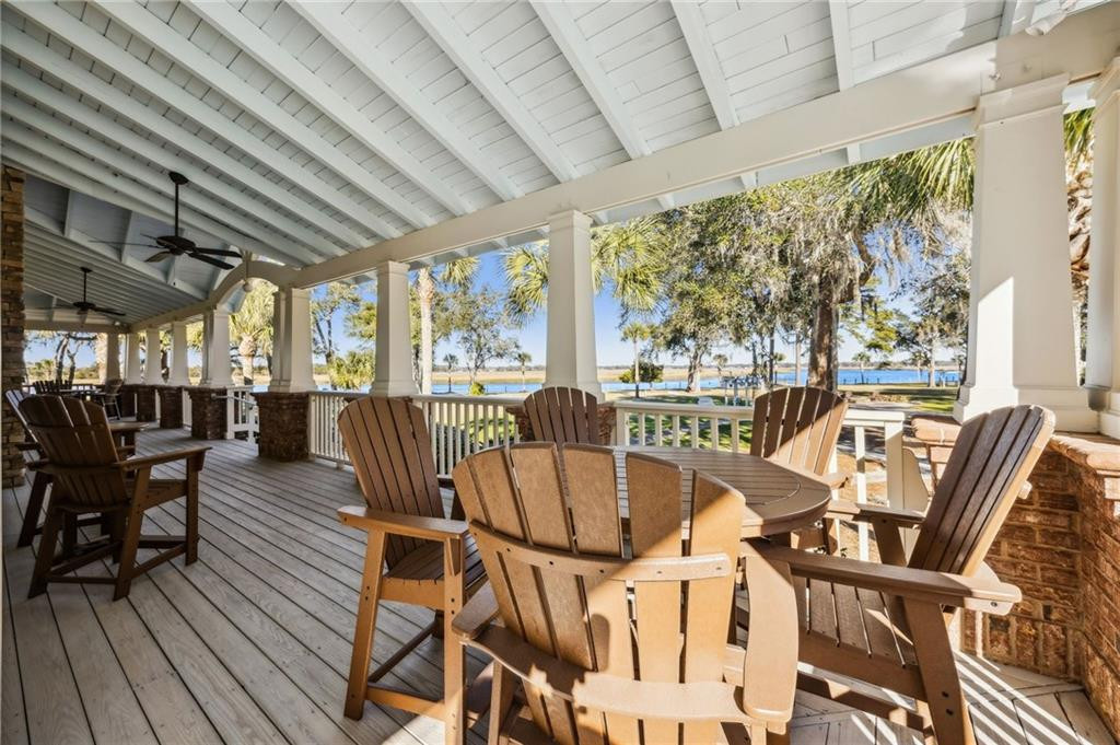 321 Harbour Island Circle