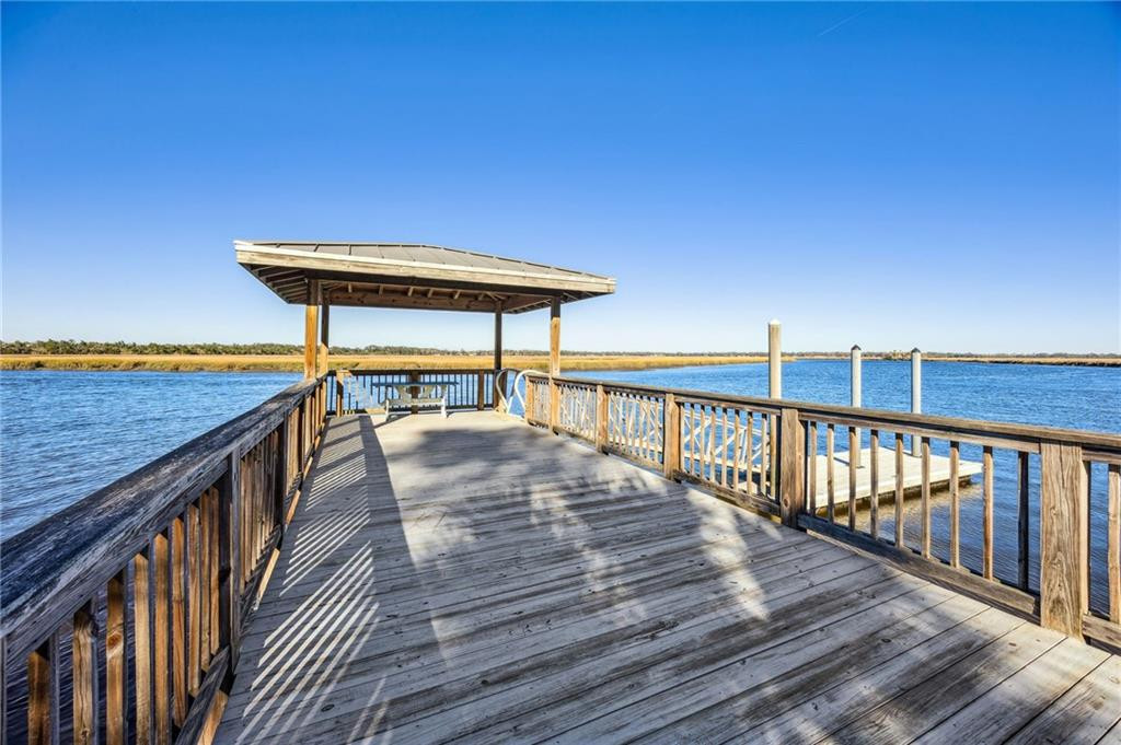 321 Harbour Island Circle