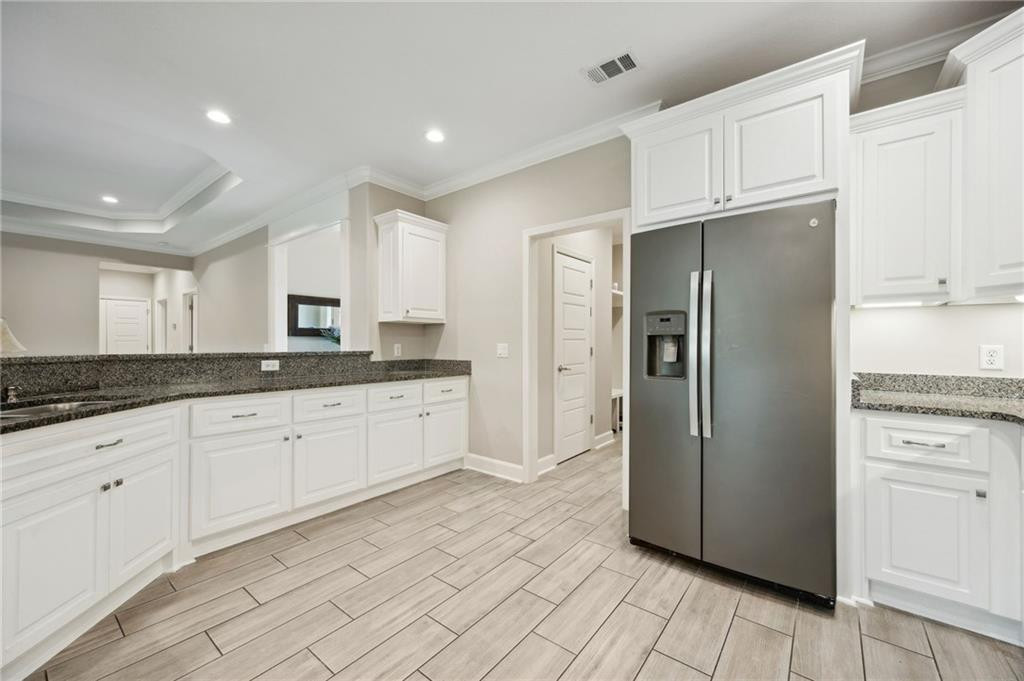 321 Harbour Island Circle
