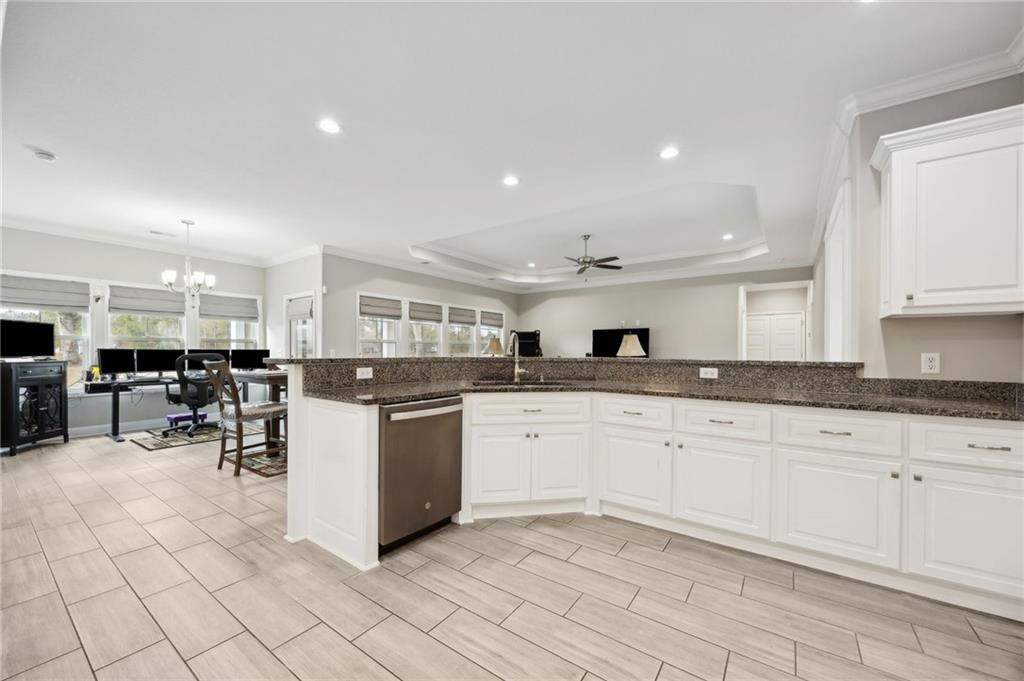 321 Harbour Island Circle