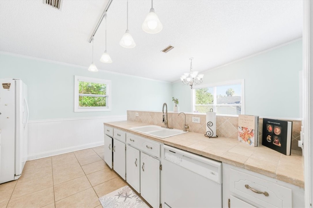 208 Paradise Marsh Circle