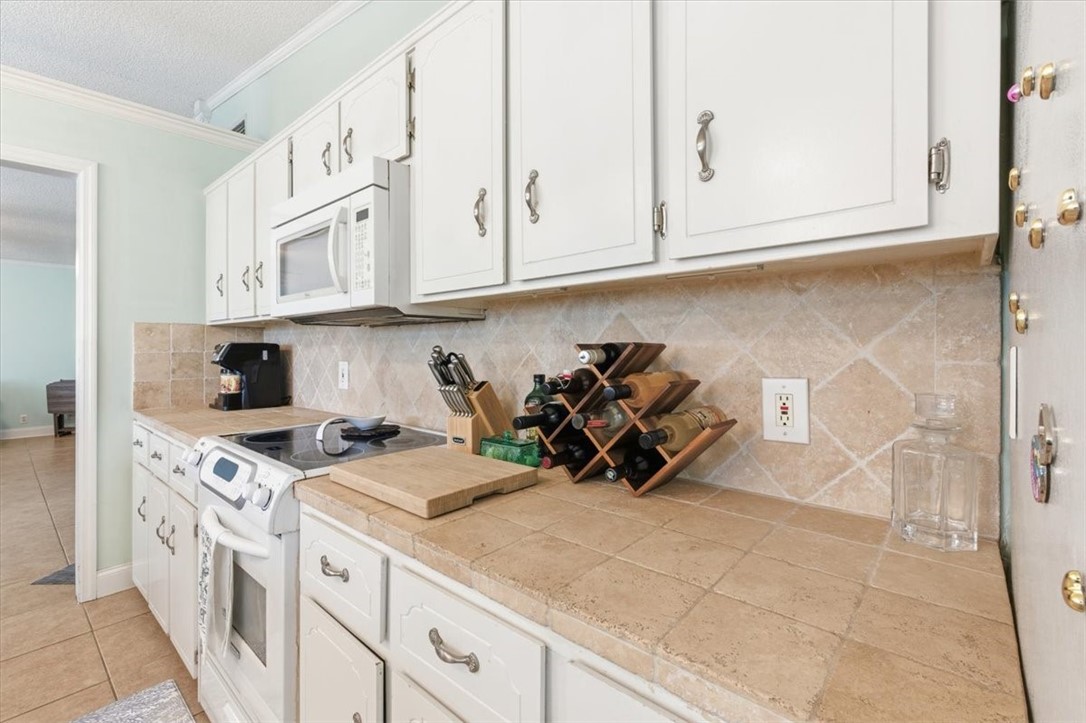 208 Paradise Marsh Circle