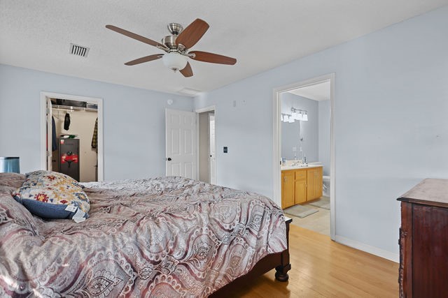 123 Stately Oaks Circle