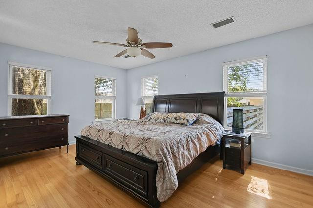 123 Stately Oaks Circle