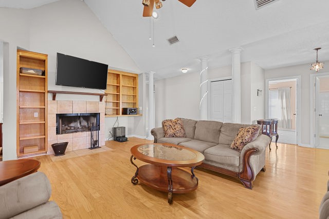 123 Stately Oaks Circle