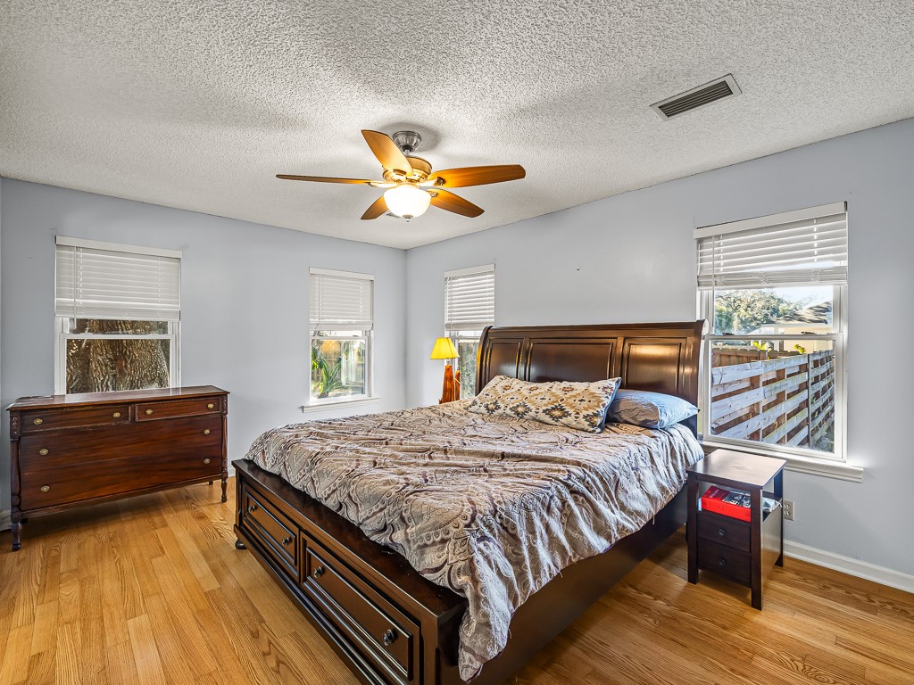 123 Stately Oaks Circle