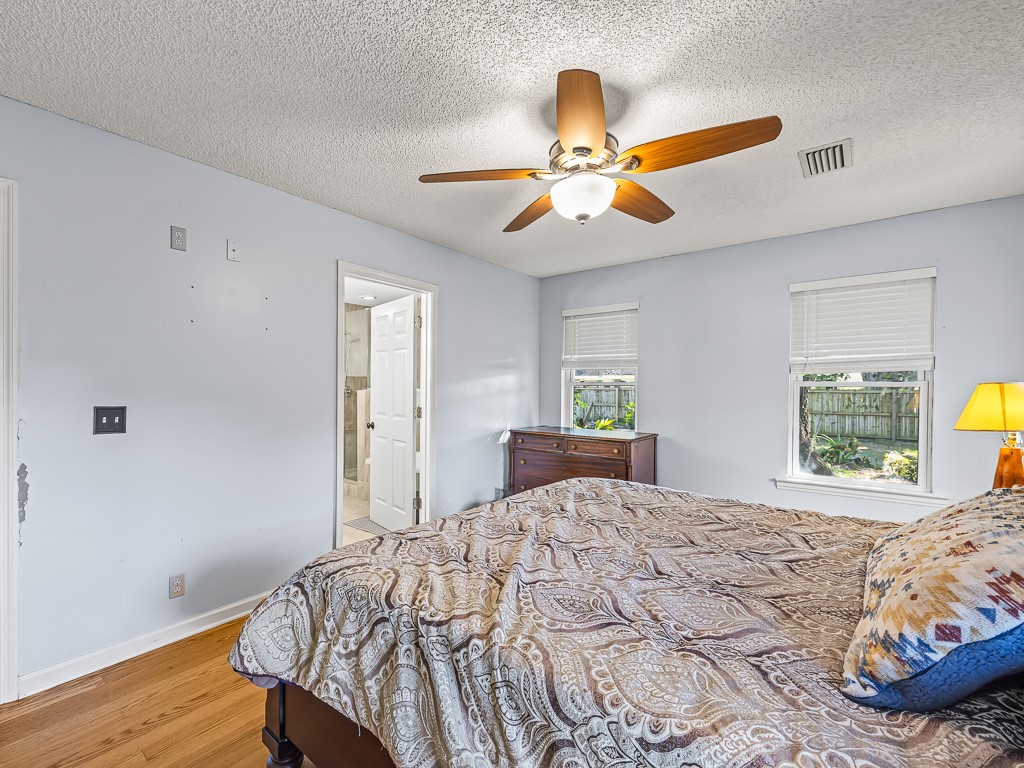 123 Stately Oaks Circle