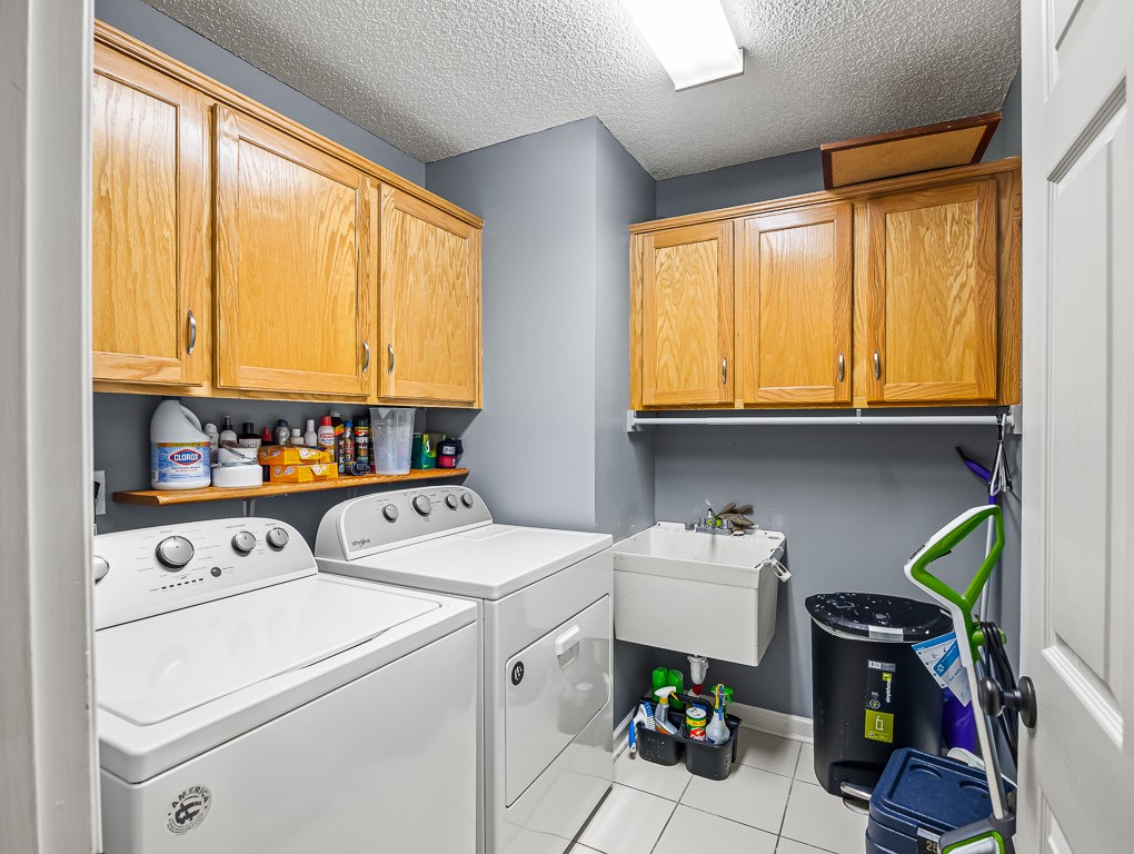 123 Stately Oaks Circle