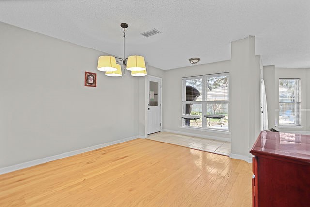 123 Stately Oaks Circle