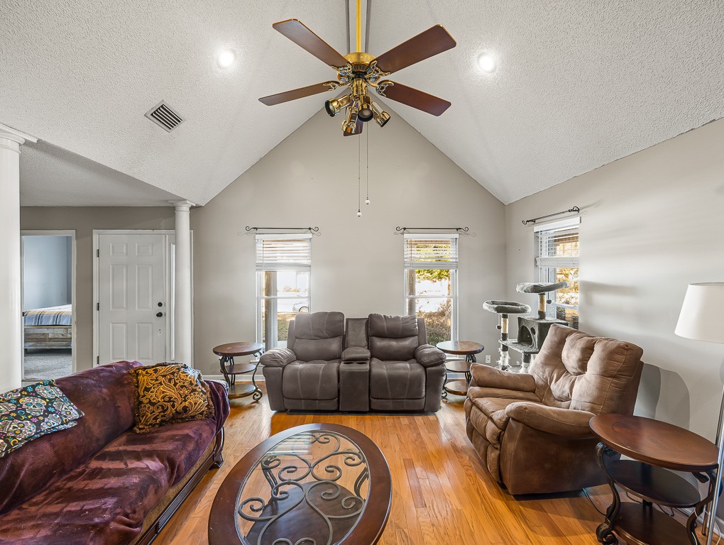 123 Stately Oaks Circle