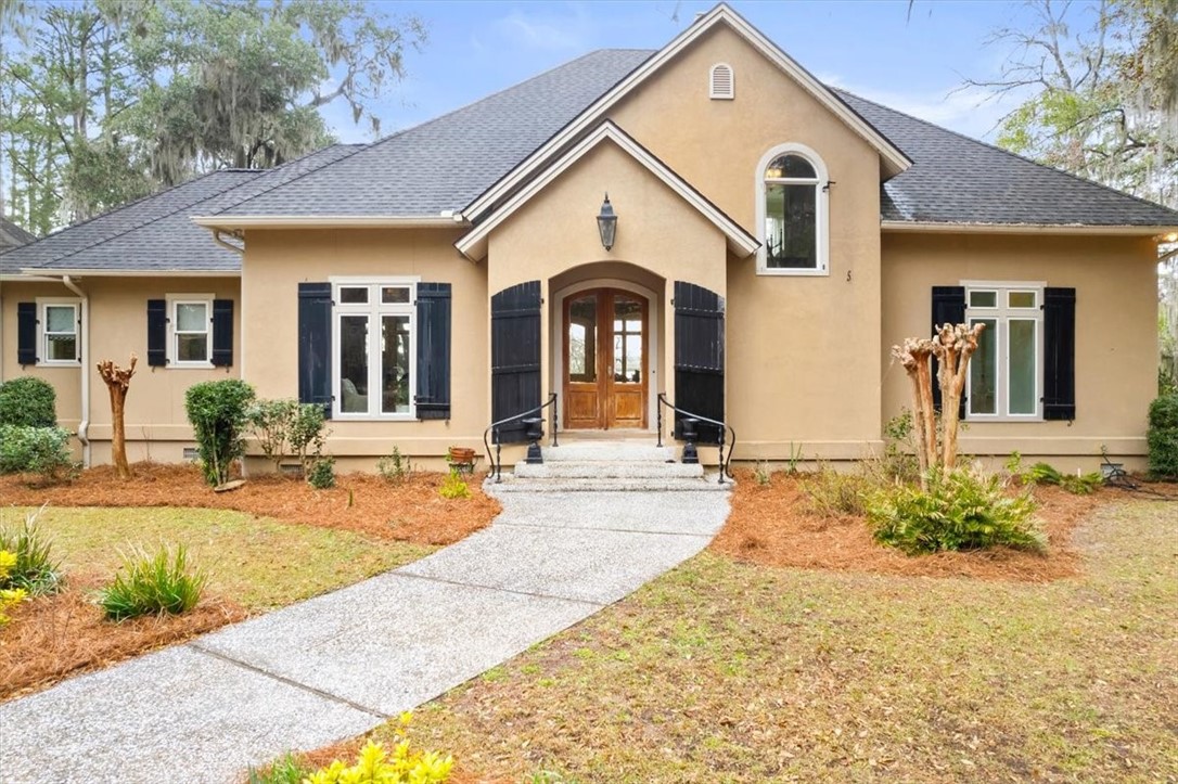 1045 River Club Road NE