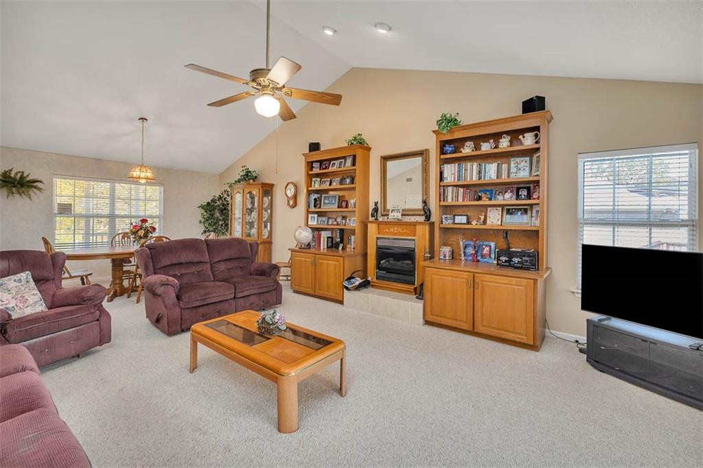 1056 Fiddler Trace