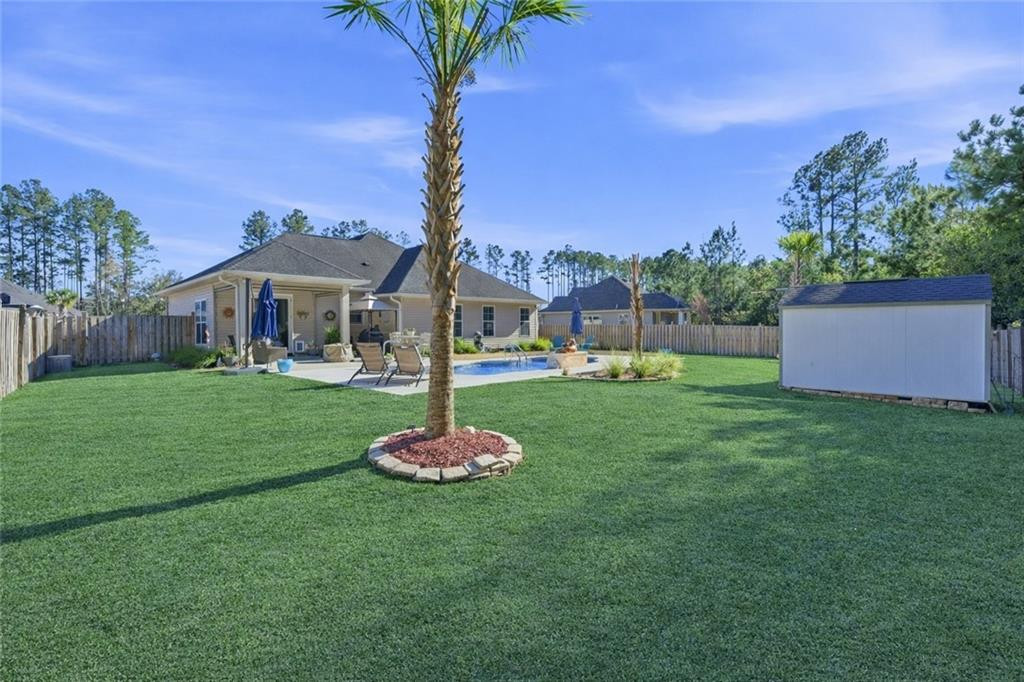 180 Sweetwater Blvd